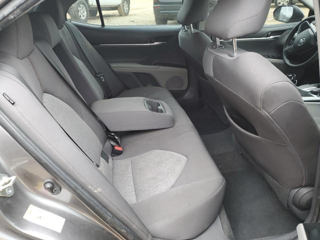 2018 TOYOTA CAMRY L - 4T1B11HK0JU631581