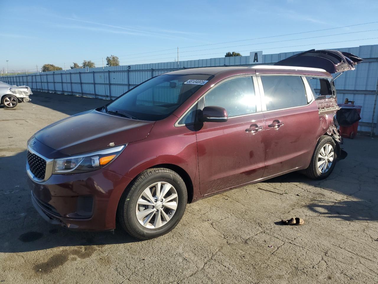 KNDMB5C17H6336881 KIA SEDONA LX 2017
