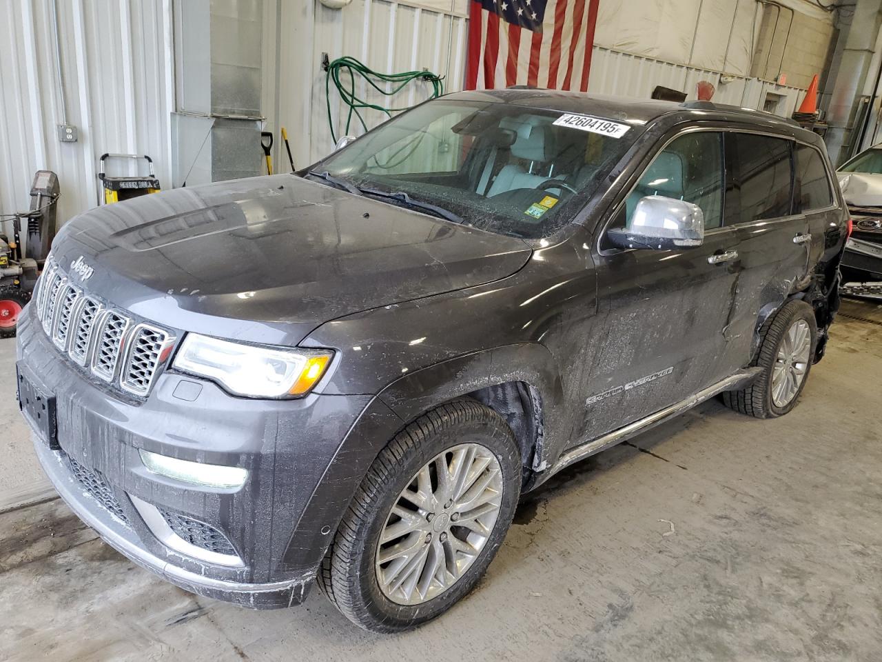  Salvage Jeep Grand Cherokee