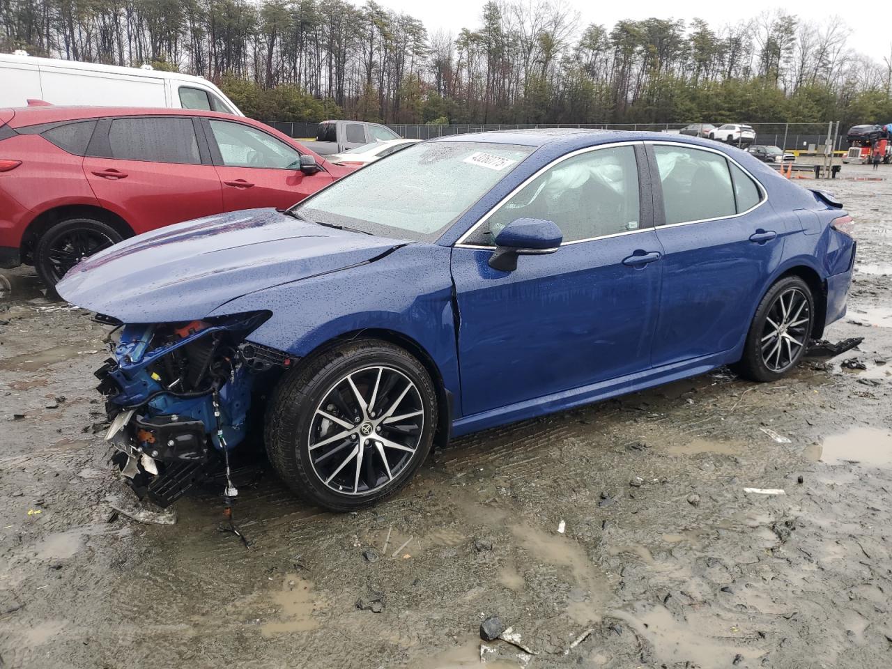 TOYOTA CAMRY SE NIGHT SHADE