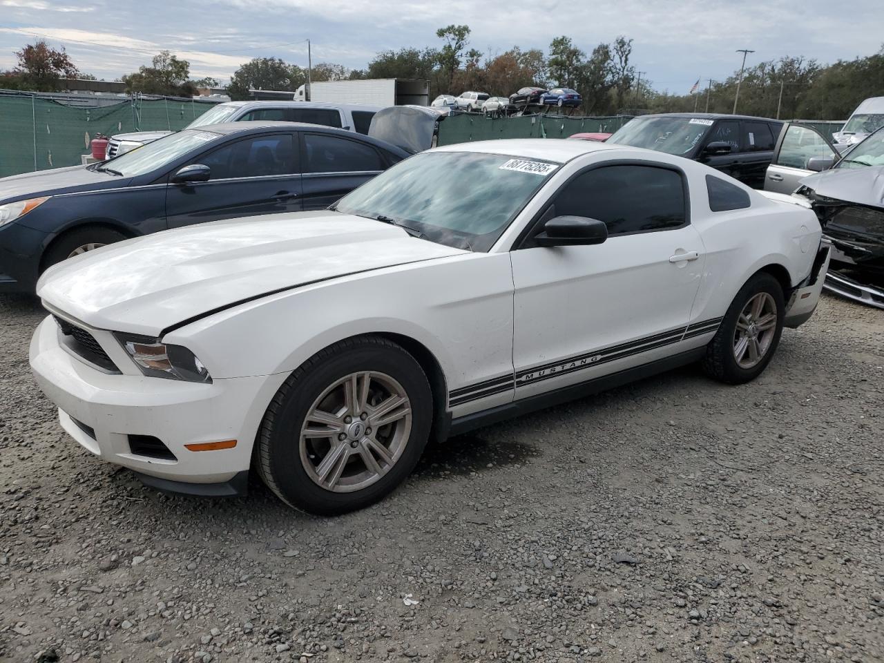  Salvage Ford Mustang