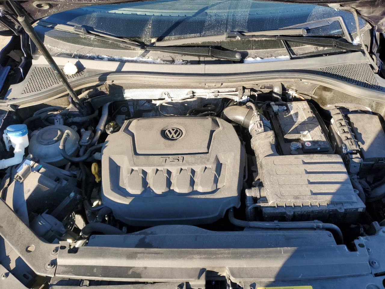 VOLKSWAGEN TIGUAN SE