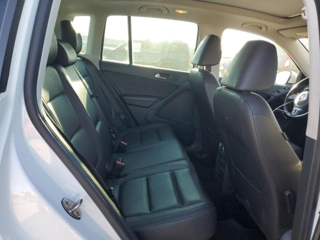 2016 VOLKSWAGEN TIGUAN S - WVGBV7AX2GW614338