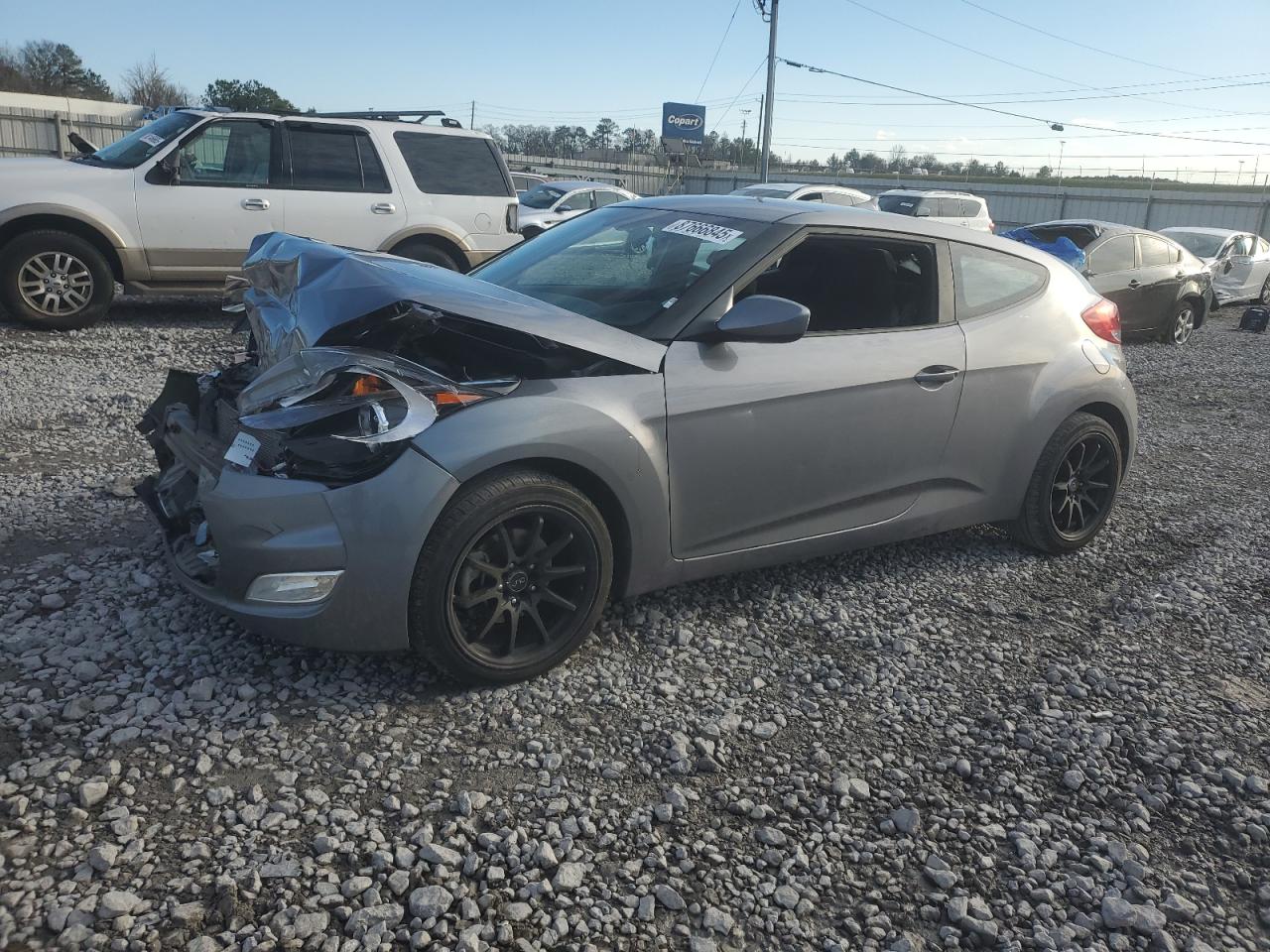  Salvage Hyundai VELOSTER