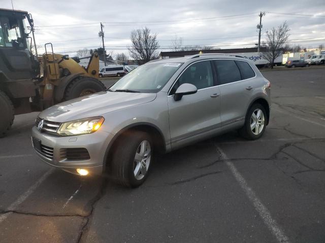 2012 VOLKSWAGEN TOUAREG HY #3050300888