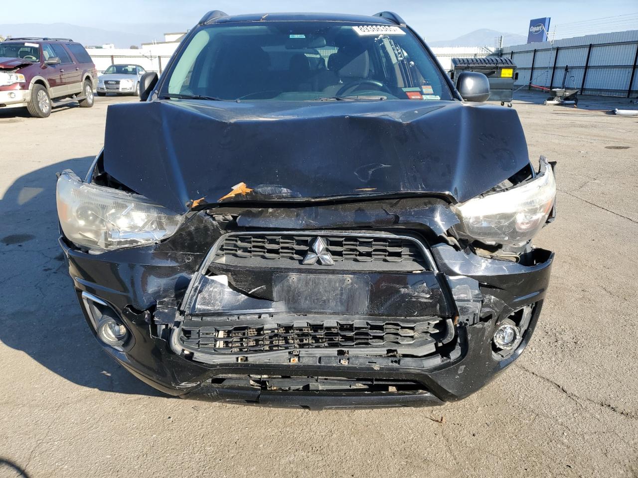 MITSUBISHI OUTLANDER LE