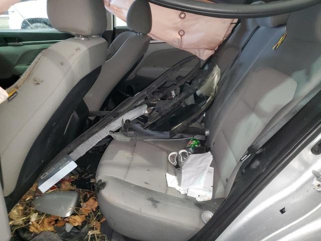 2018 HYUNDAI ELANTRA SE - 5NPD74LF8JH263071