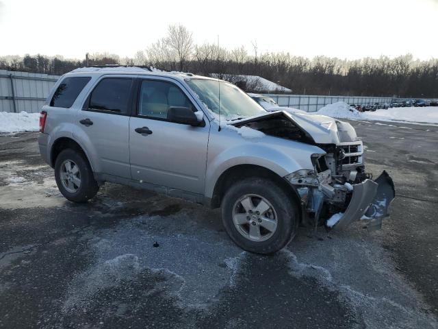 Vin: 1fmcu0d71akc65892, lot: 42230265, ford escape xlt 20104