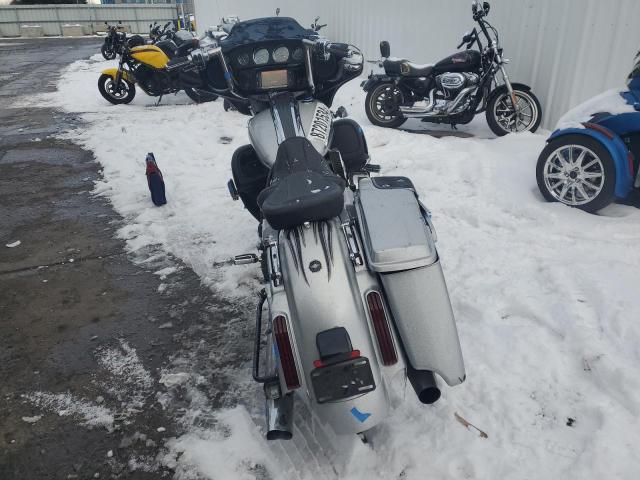 2015 HARLEY-DAVIDSON FLHXSE CVO 1HD1PXN18FB950967