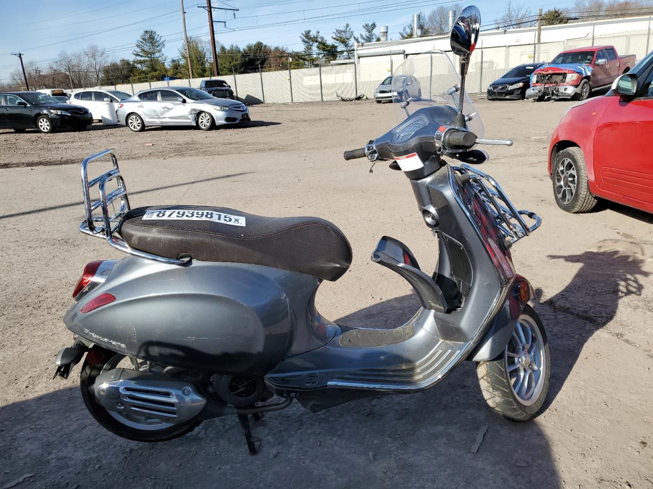  Salvage Vespa Primavera 