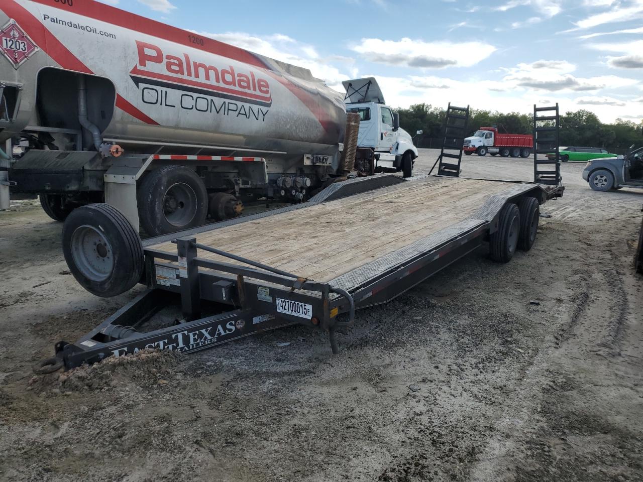 Lot #3286707324 2021 EAST TEXAS 24' UTILITY TRAILER