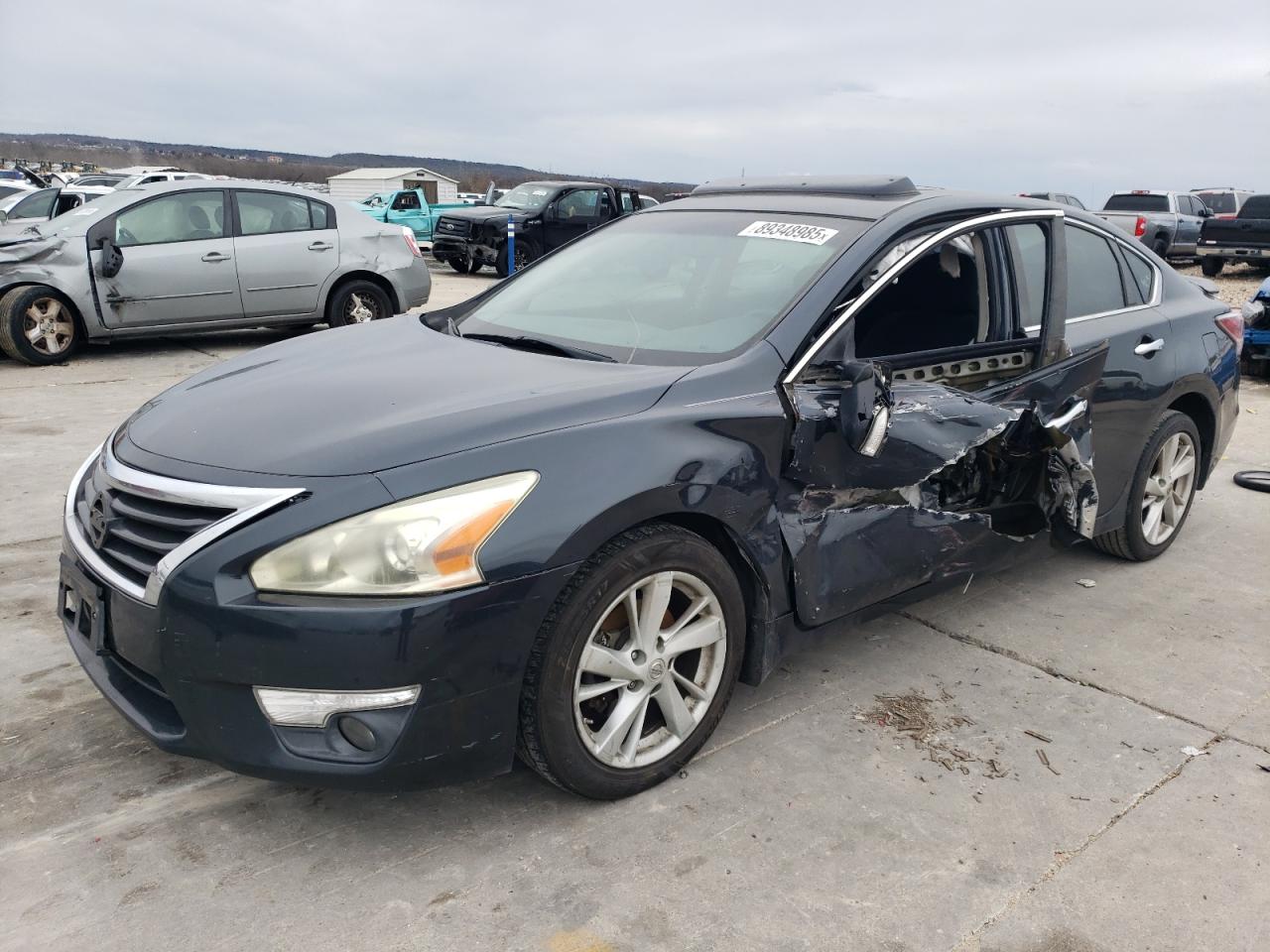  Salvage Nissan Altima