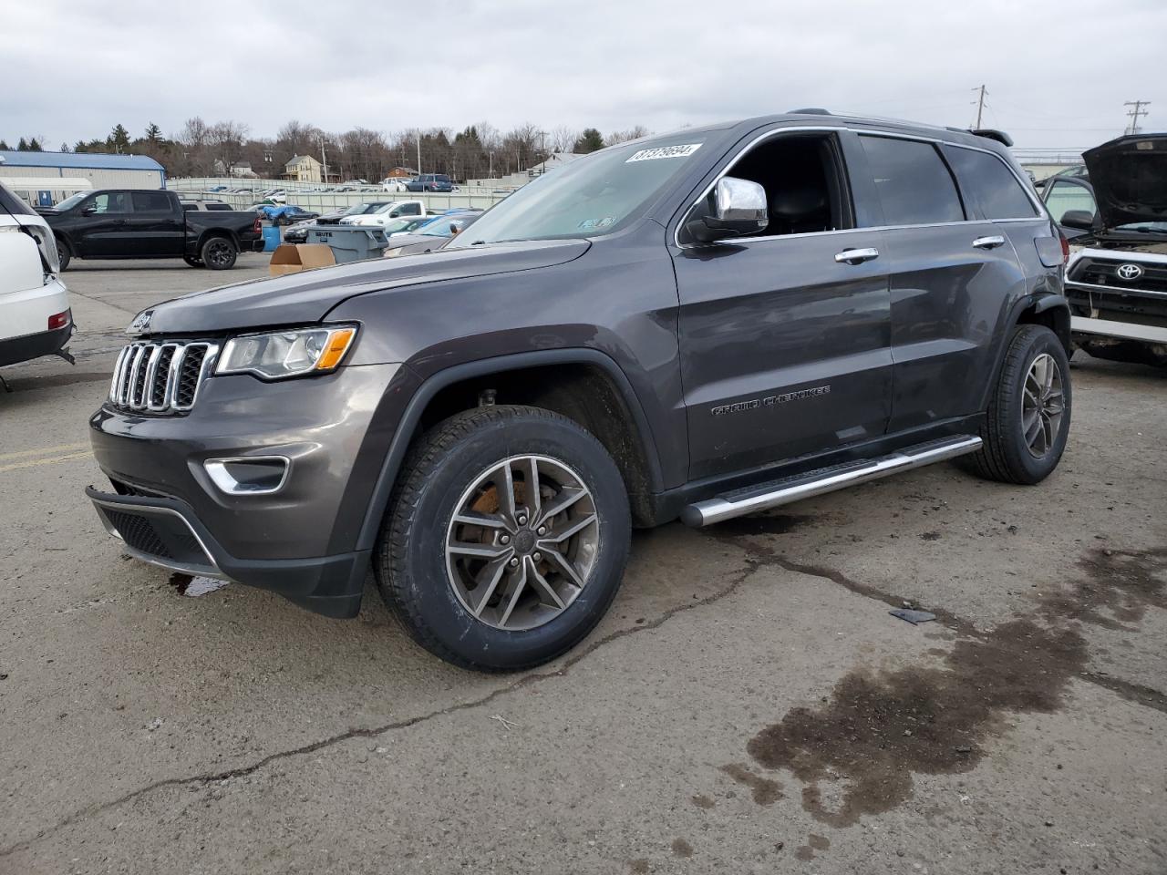  Salvage Jeep Grand Cherokee