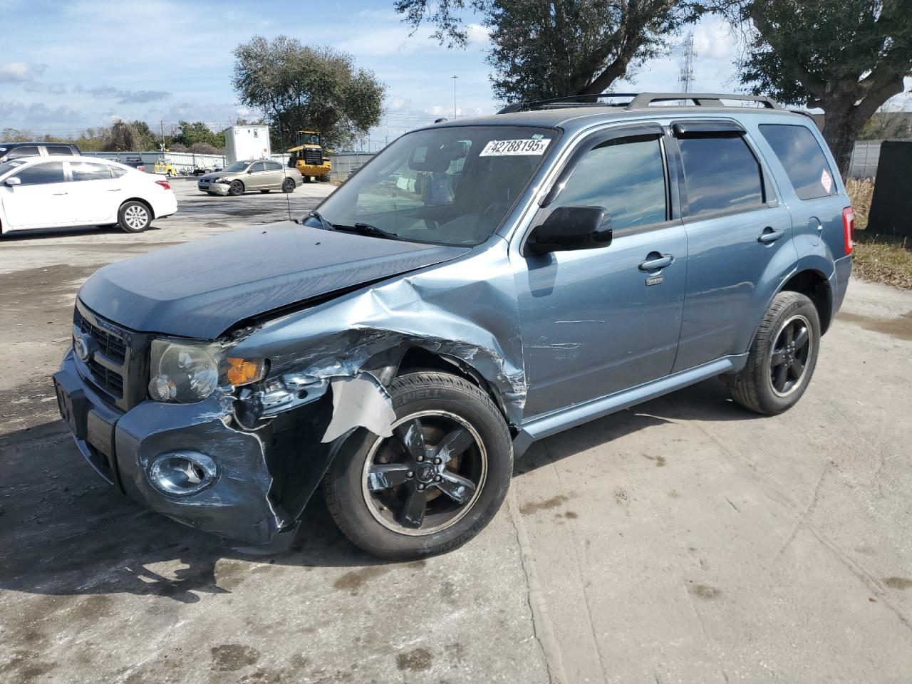  Salvage Ford Escape