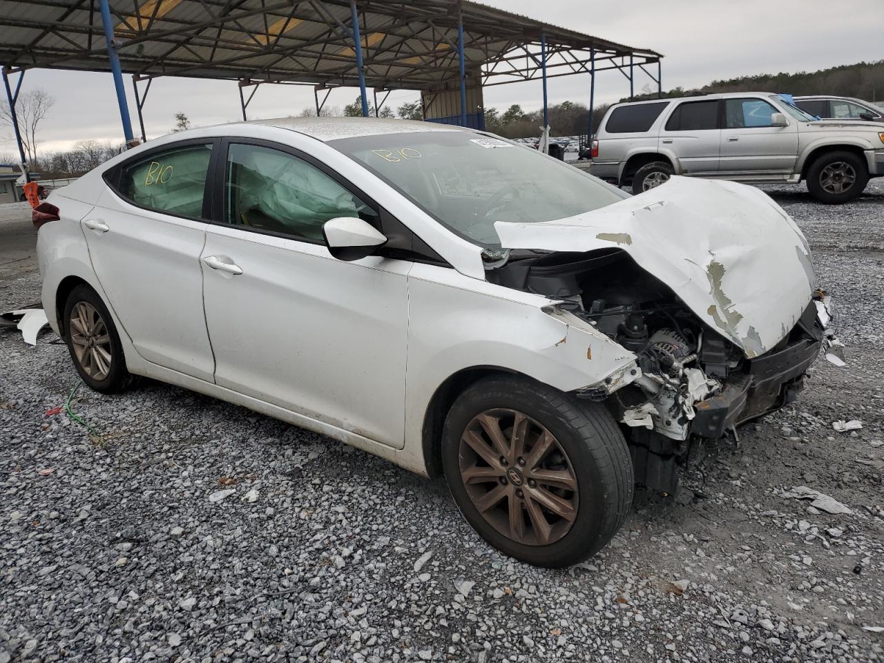 Lot #3318971985 2015 HYUNDAI ELANTRA SE