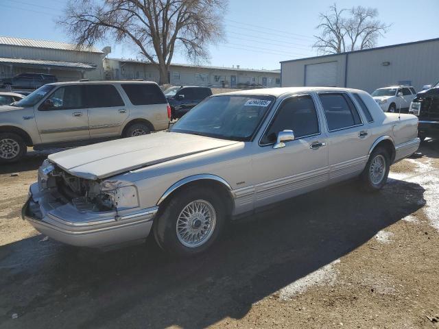 LINCOLN TOWN CAR E