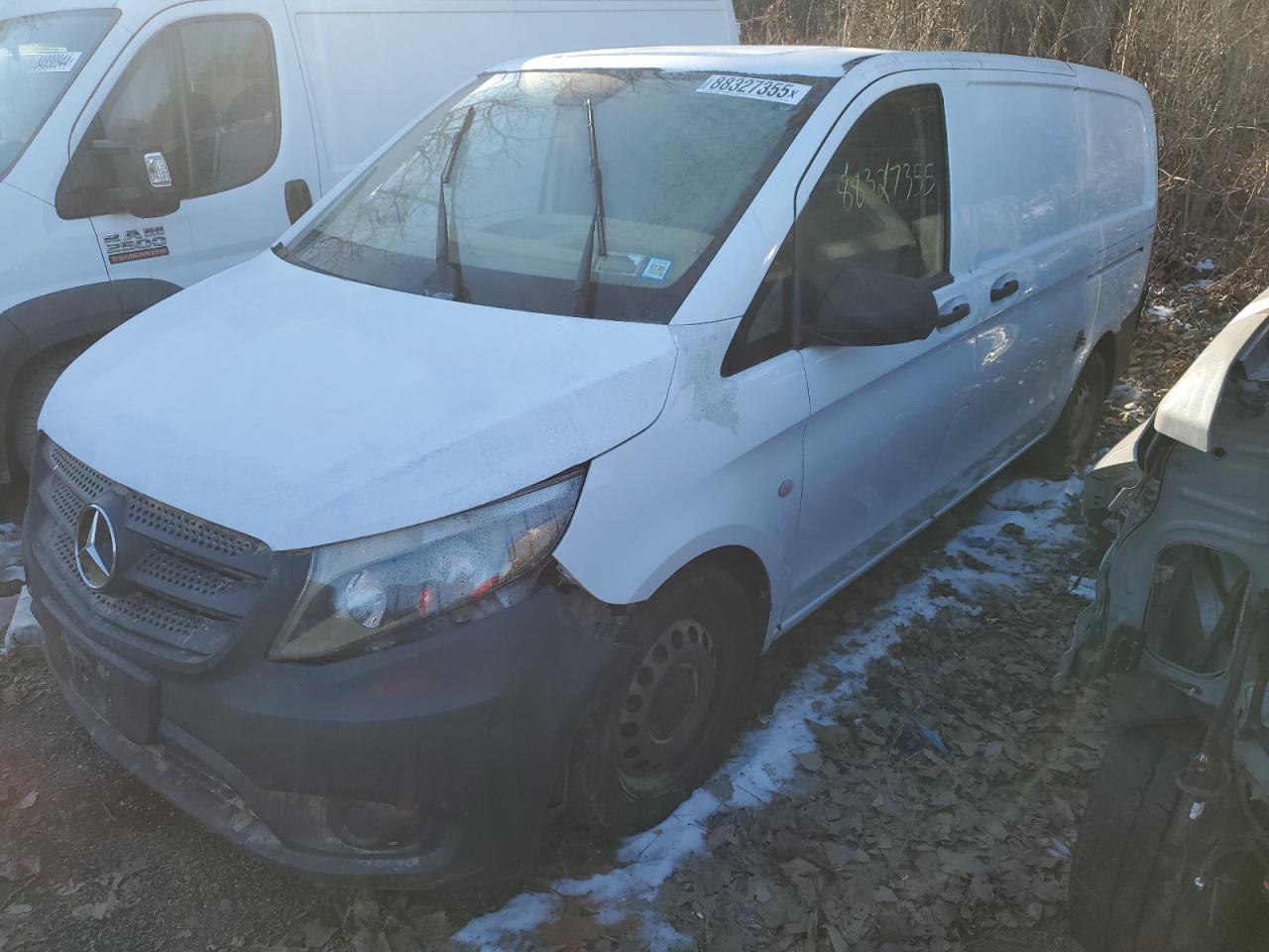  Salvage Mercedes-Benz Metris