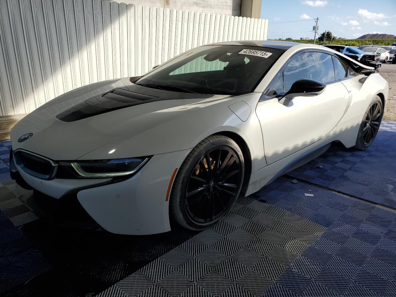 WBY2Z4C51KVB81856 BMW I8 2019