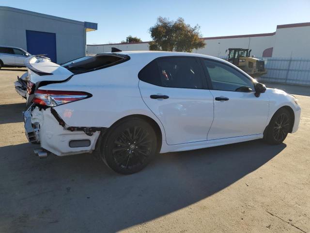 Vin: 4t1g11bk2lu009565, lot: 41531525, toyota camry se 20203