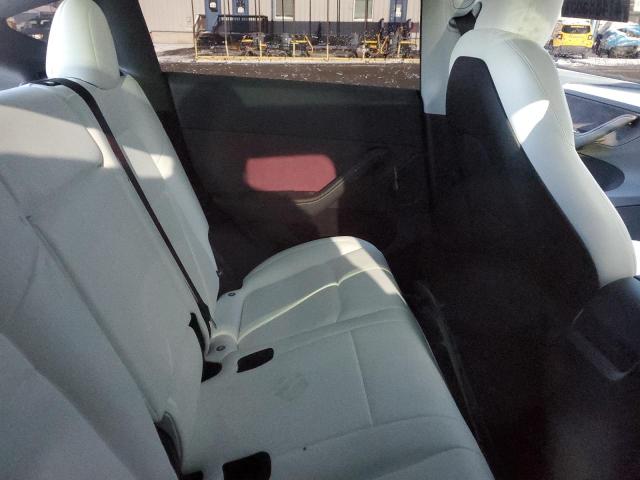 2024 TESLA MODEL Y - 7SAYGDEF0RA312711