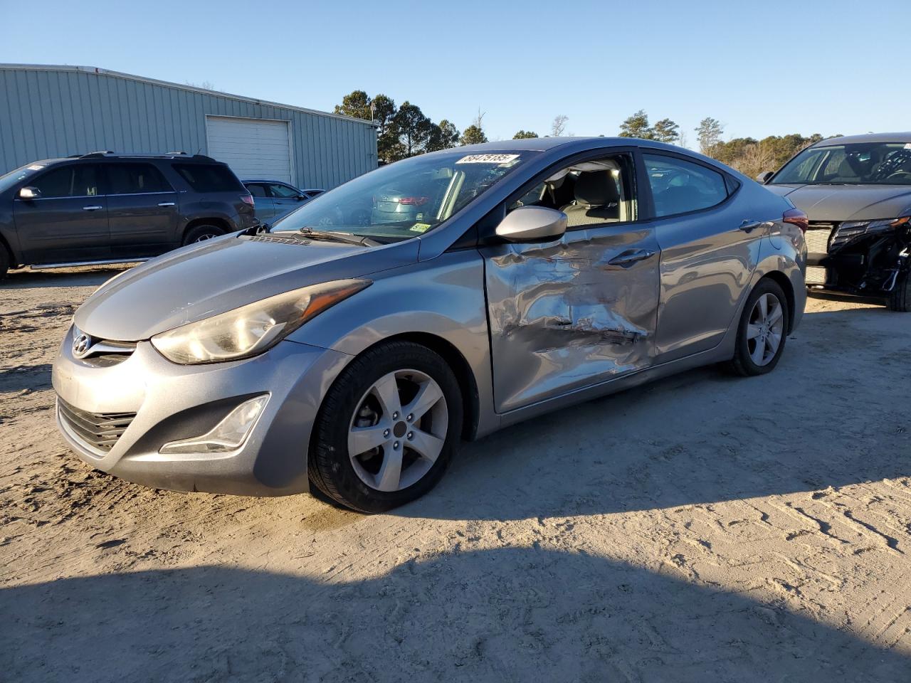  Salvage Hyundai ELANTRA