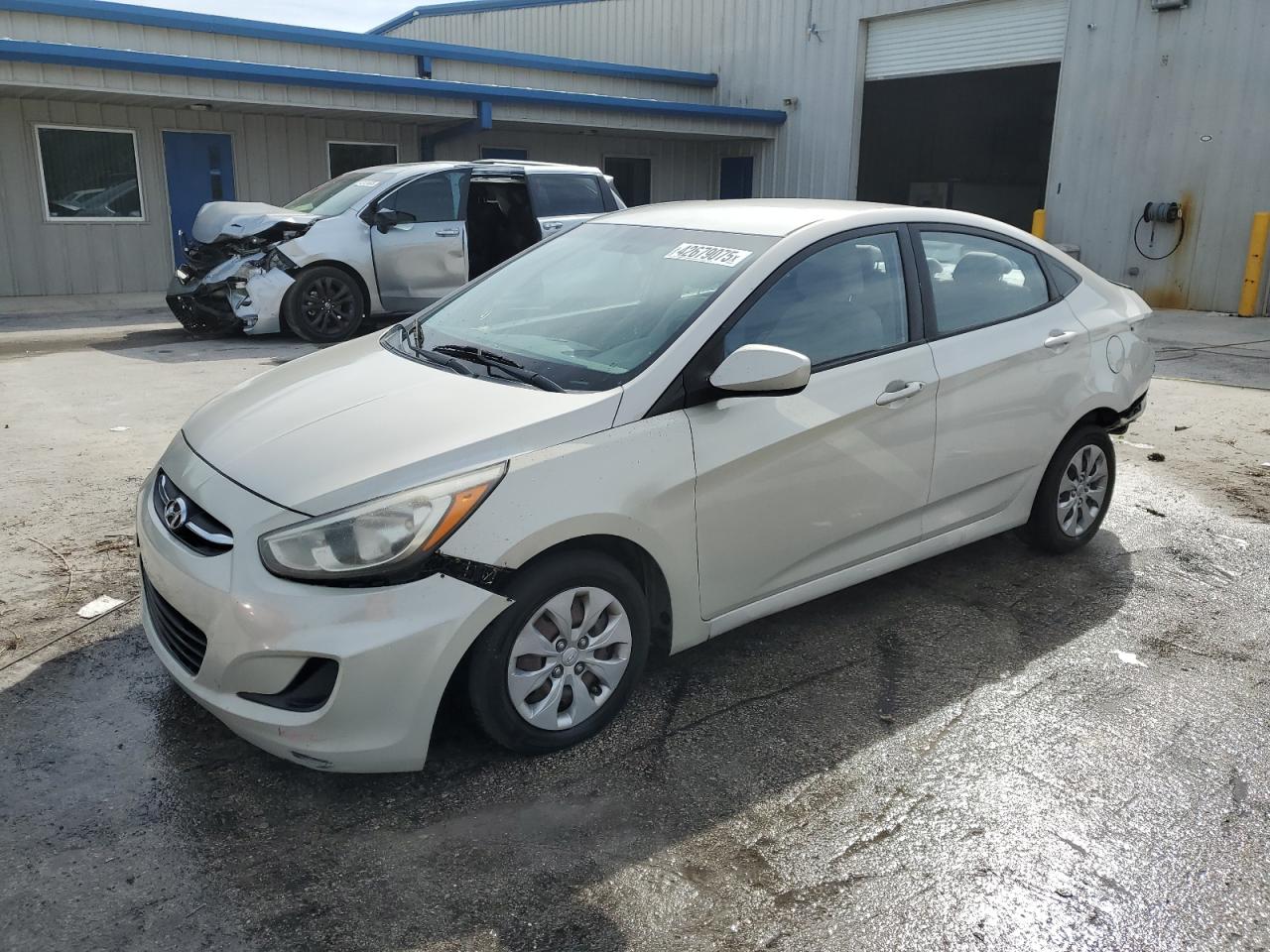  Salvage Hyundai ACCENT