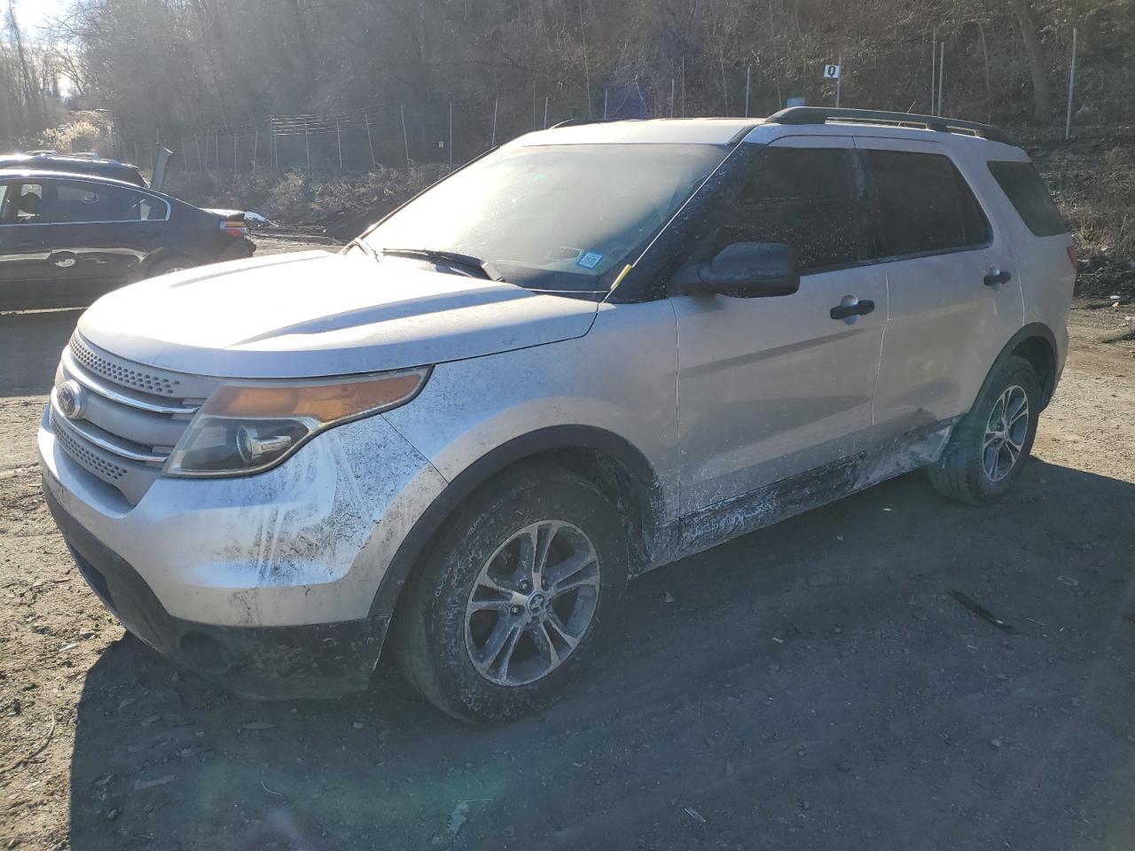  Salvage Ford Explorer