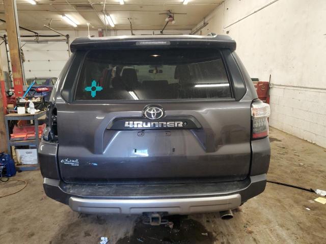 2019 TOYOTA 4RUNNER SR JTEBU5JR2K5644494