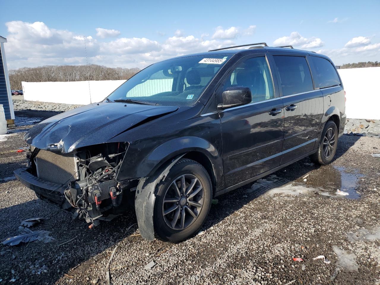  Salvage Dodge Caravan