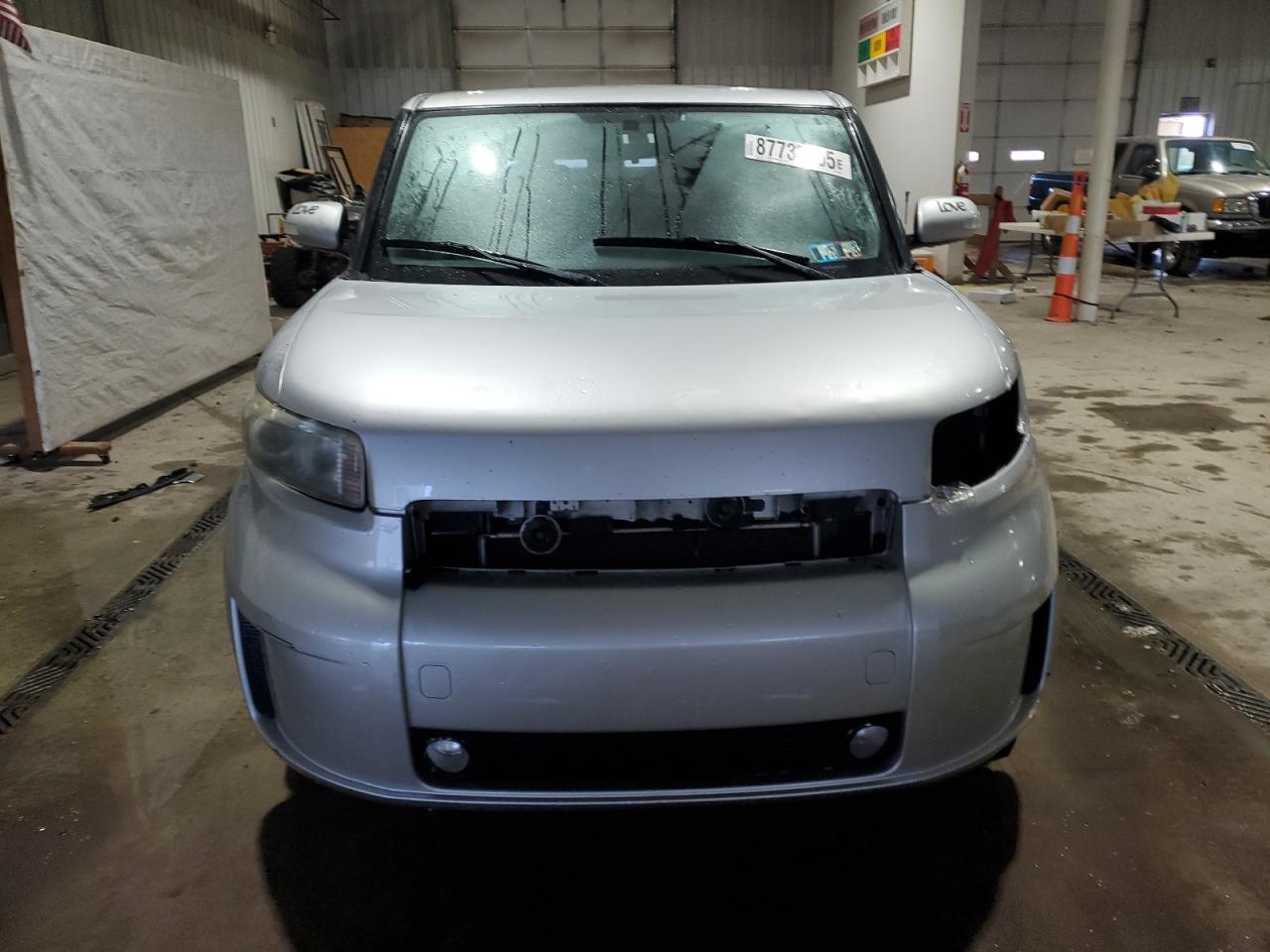 Lot #3055396416 2008 SCION XB