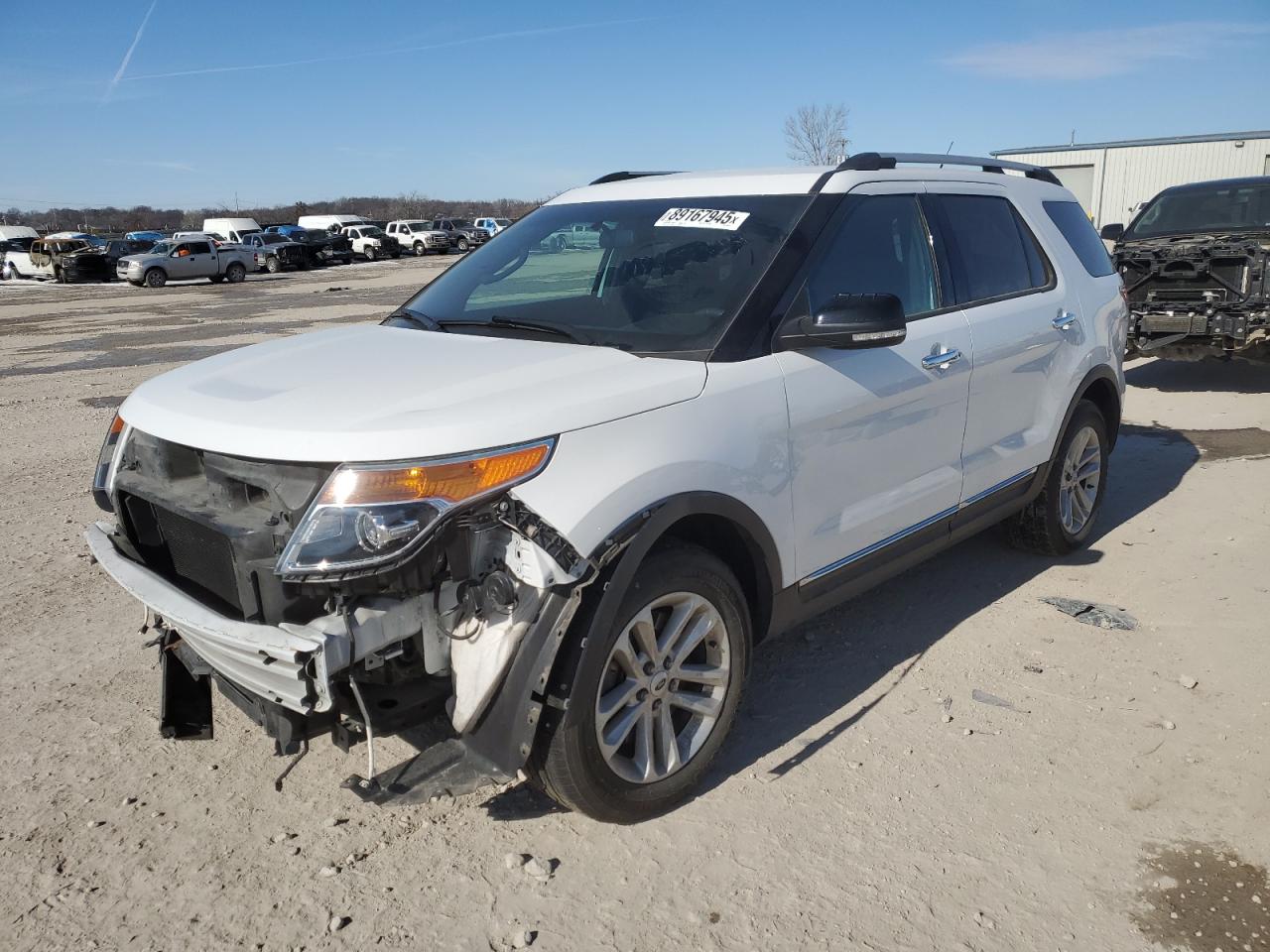 FORD EXPLORER XLT
