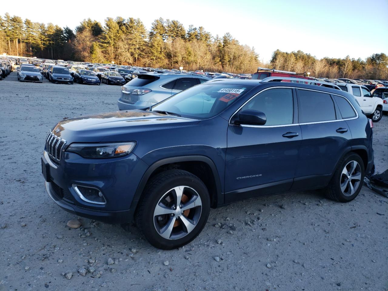  Salvage Jeep Grand Cherokee