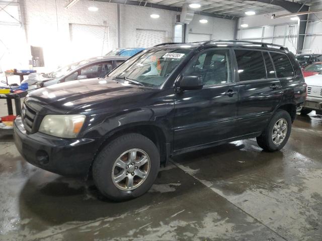 TOYOTA HIGHLANDER