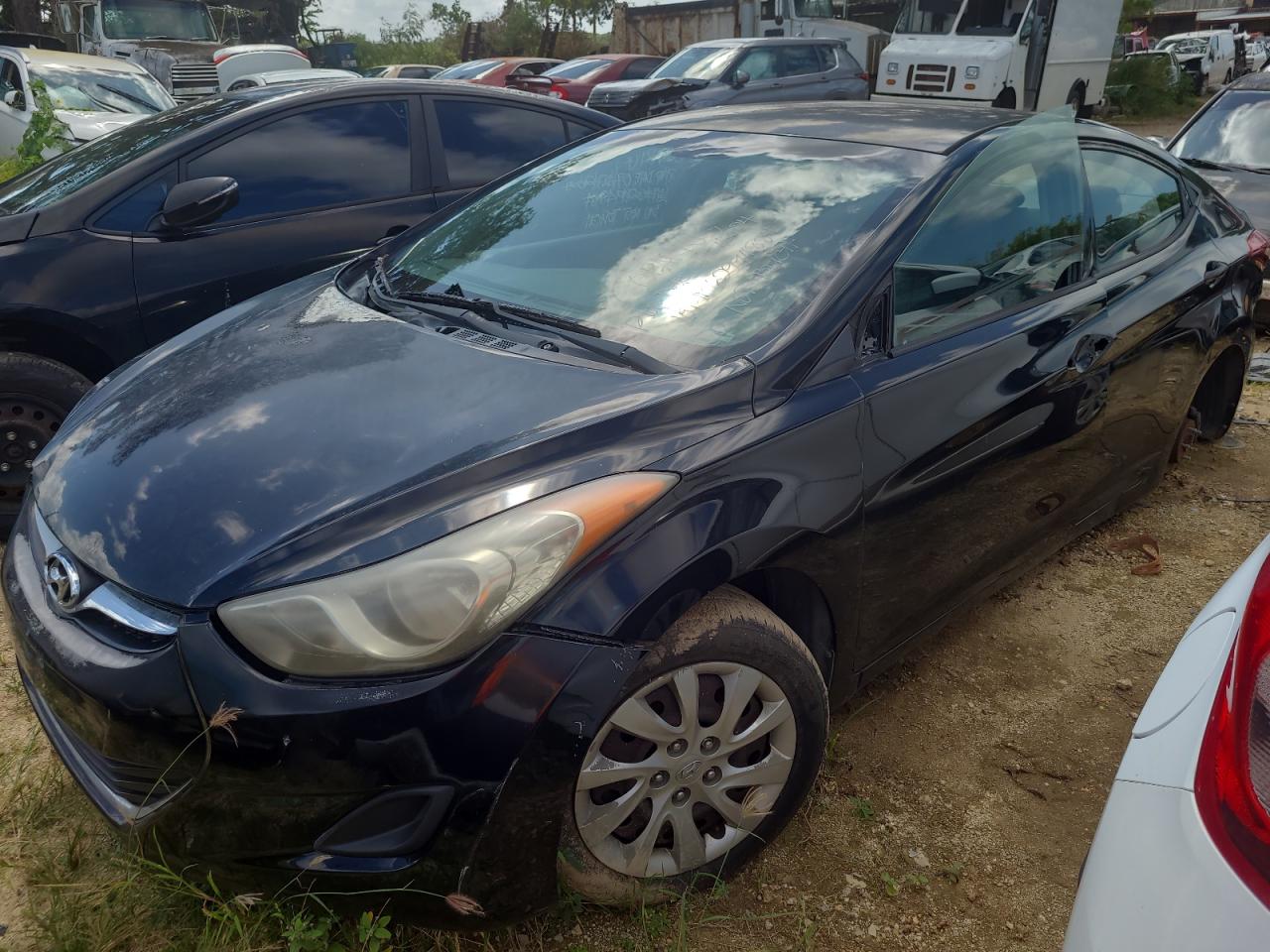 HYUNDAI ELANTRA GLS