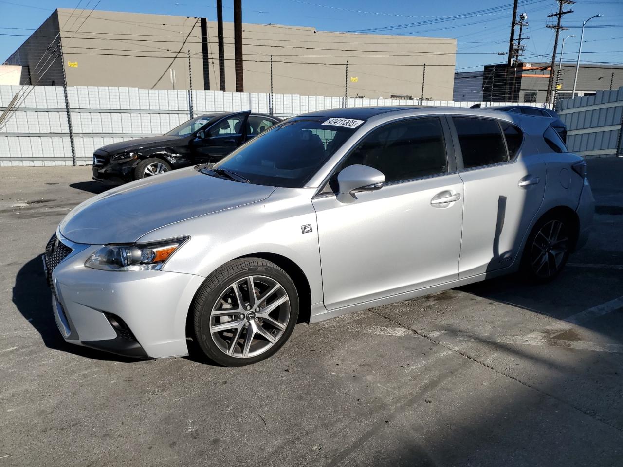  Salvage Lexus Ct