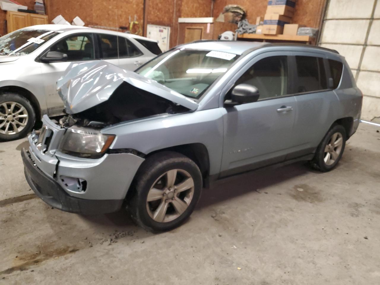  Salvage Jeep Compass