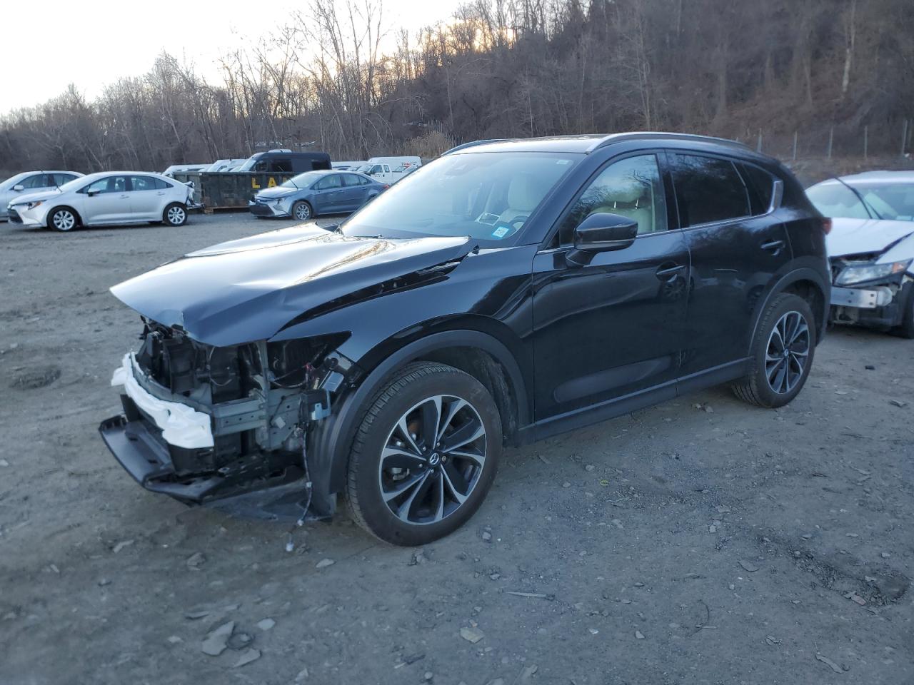  Salvage Mazda Cx