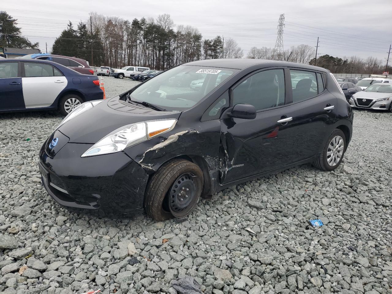  Salvage Nissan LEAF