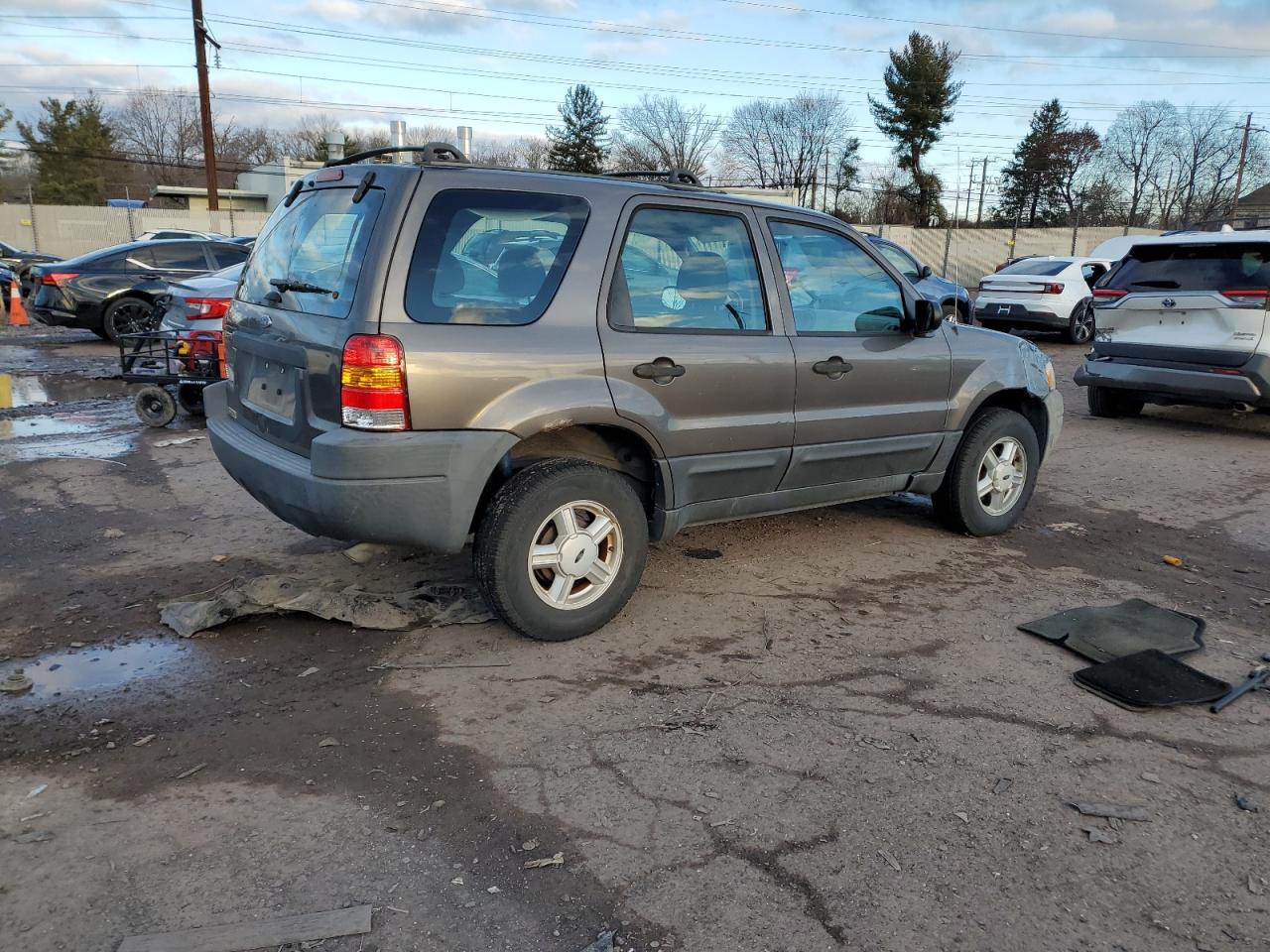 Lot #3044502731 2004 FORD ESCAPE XLS