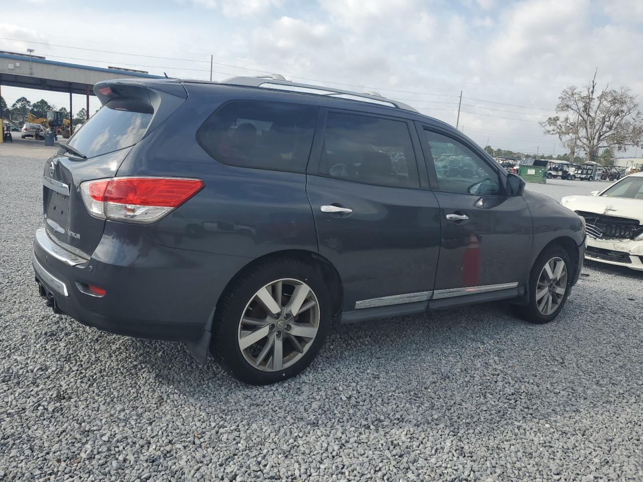 Lot #3053100637 2013 NISSAN PATHFINDER