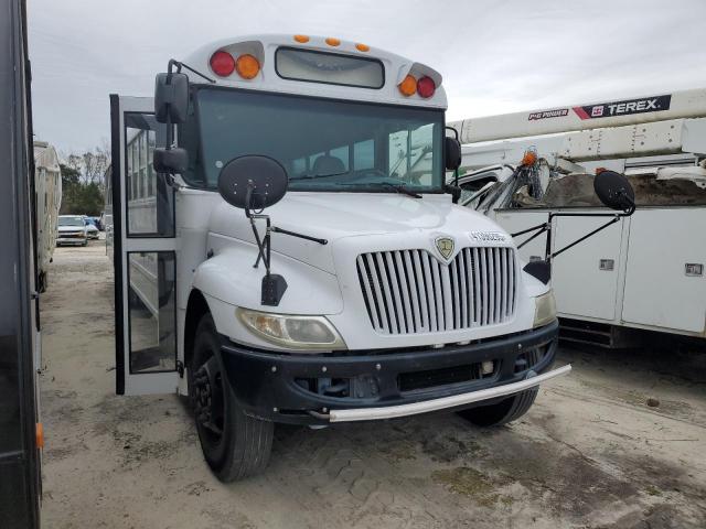 Global Auto Auctions: 2012 IC CORPORATION 3000 CE