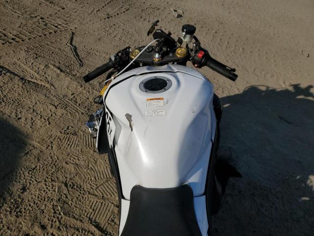 2023 SUZUKI GSX-R1000 JS1DM11F3P7100023
