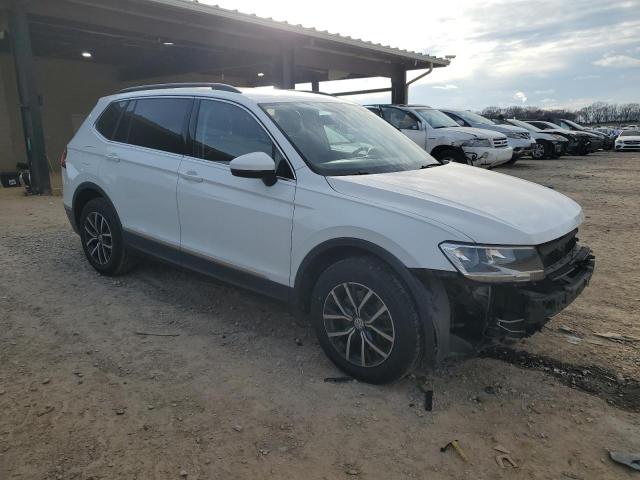 2018 VOLKSWAGEN TIGUAN SE - 3VV3B7AX8JM214679