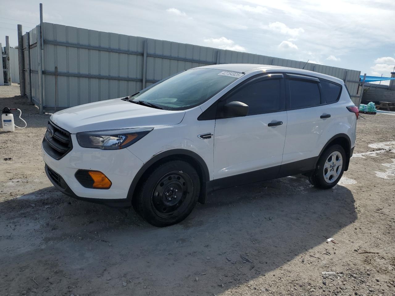  Salvage Ford Escape