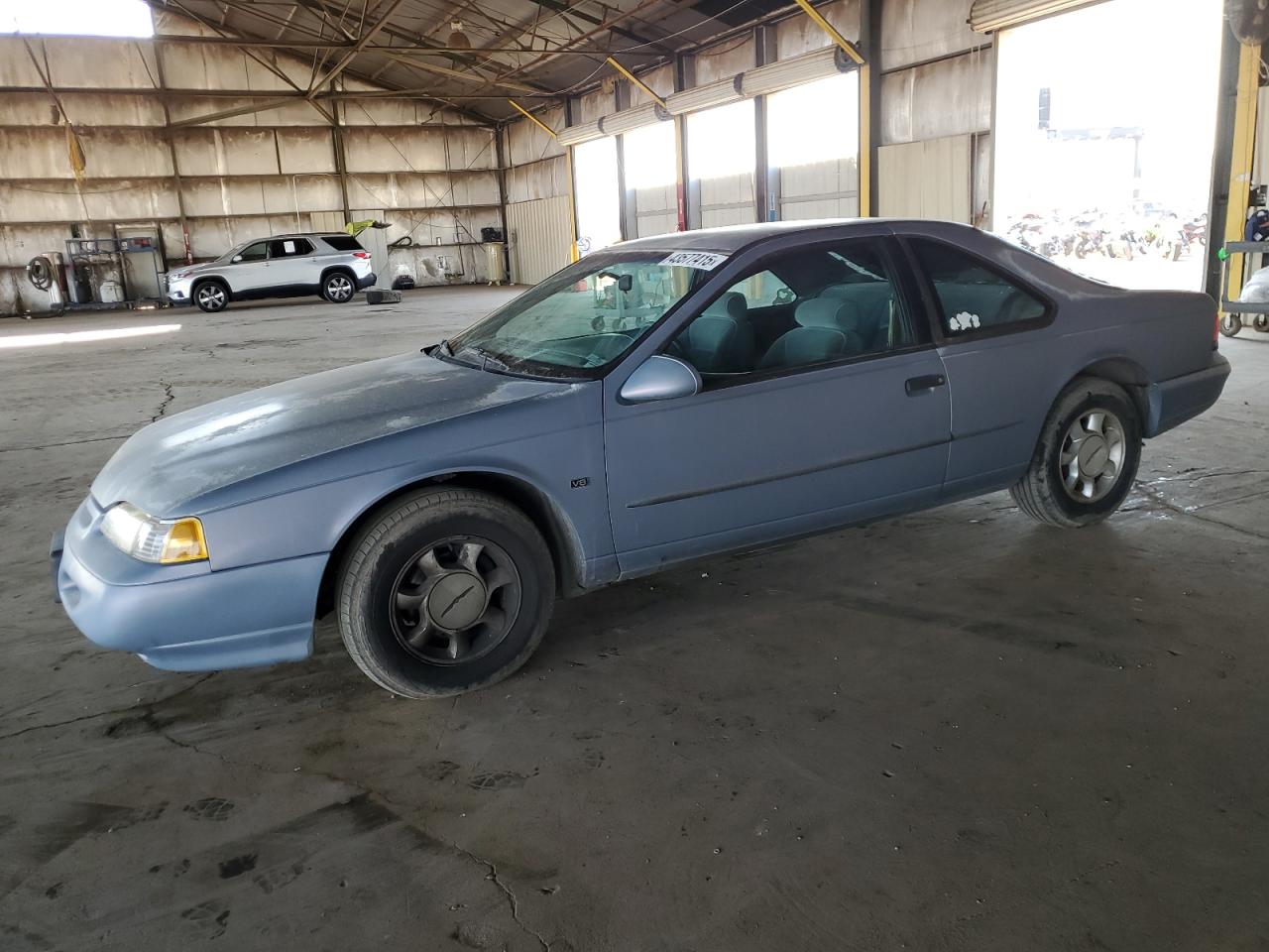  Salvage Ford Thunderbird