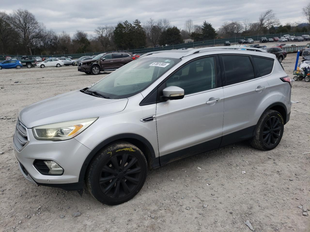 FORD ESCAPE TITANIUM