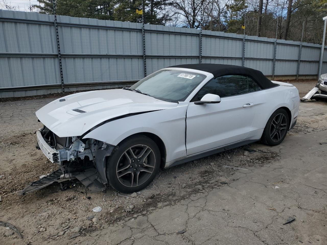  Salvage Ford Mustang