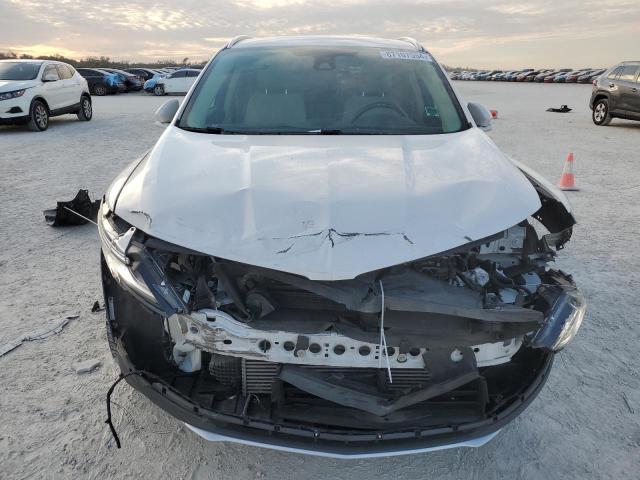 2017 LINCOLN MKC RESERV 5LMCJ3D9XHUL57137