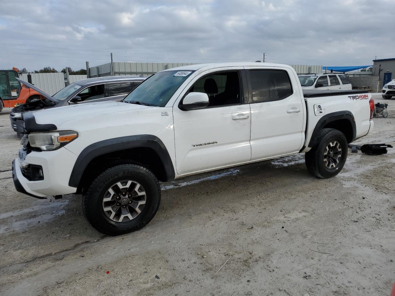 TOYOTA TACOMA DOUBLE CAB