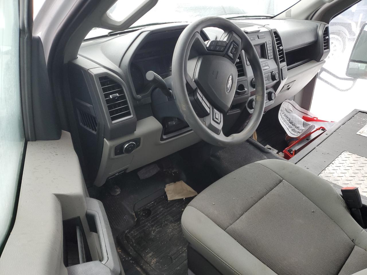 FORD F-550 SUPER DUTY